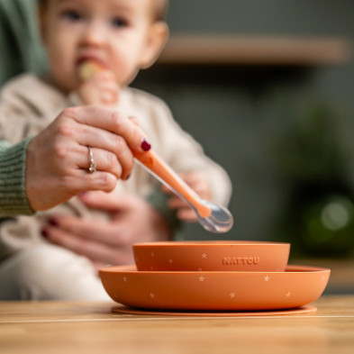 SILICON. Σετ φαγητού 3 τεμαχίων (πορτοκαλί με αστεράκια)