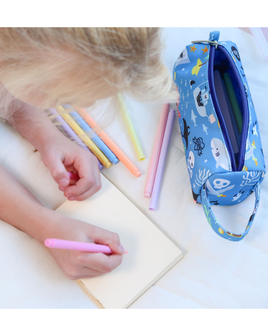 A little lovely company: Κασετίνα Pirates PEPIBU24