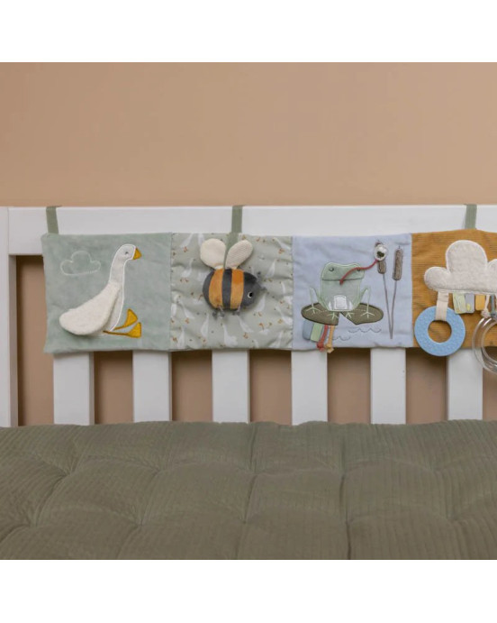 LITTLE DUTCH. Υφασμάτινο κρεμαστό παιχνίδι δραστηριοτήτων για κρεβάτι Little Goose.