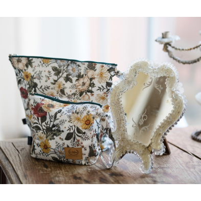 Waterproof Cosmetic Bag Vintage Meadow