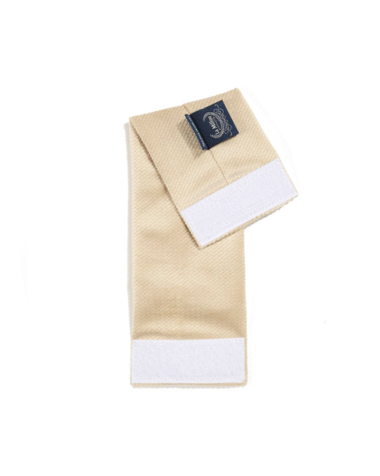 Velvet Handle Sand