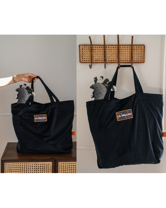 Velvet Black Shopper Bag Scream