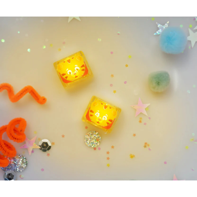 Glo Pals 4 Pack Light Up Cubes – Daniel Tiger