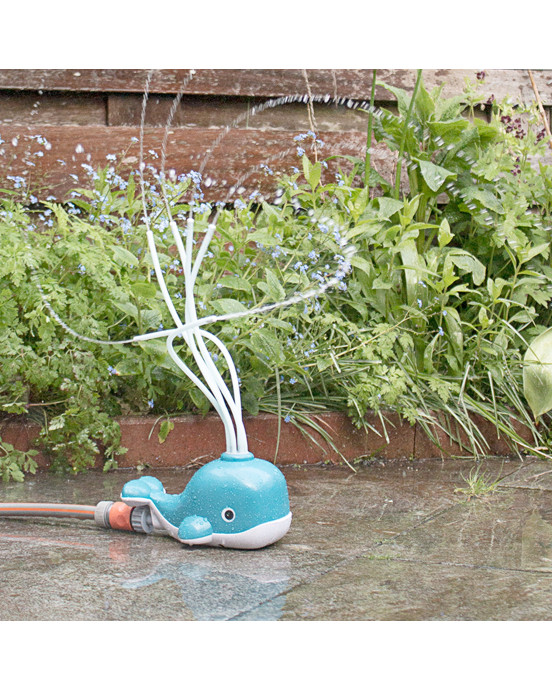 BS TOYS. Φαλαινάκι sprinkler