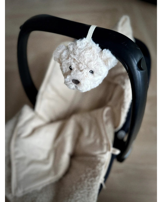 FLOW. Υφασμάτινο αρκουδάκι Lou με λευκούς ήχους για καρότσι (μπεζ)