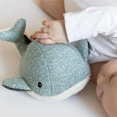 FLOW. Υφασμάτινη φάλαινα Moby με λευκούς ήχους & μουσική - επαναφορτιζόμενο (απαλό πράσινο)