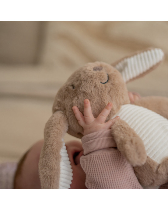 FLOW. Υφασμάτινο λαγουδάκι Milo με λευκούς ήχους & μουσική - επαναφορτιζόμενο (καφέ)