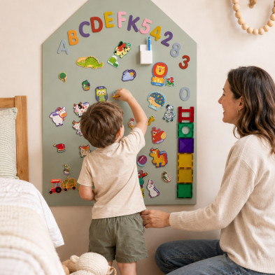 FAMILY NATION. MagneKids™ Μαγνητικός Πίνακας Τοίχου - Σπιτάκι - Απαλό πράσινο