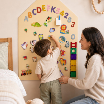 FAMILY NATION. MagneKids™ Μαγνητικός Πίνακας Τοίχου - Σπιτάκι - Μπεζ