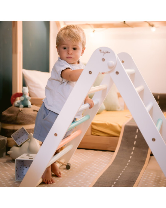 FAMILY NATION. Τρίγωνο αναρρίχησης Montessori Pikler - Rainbow