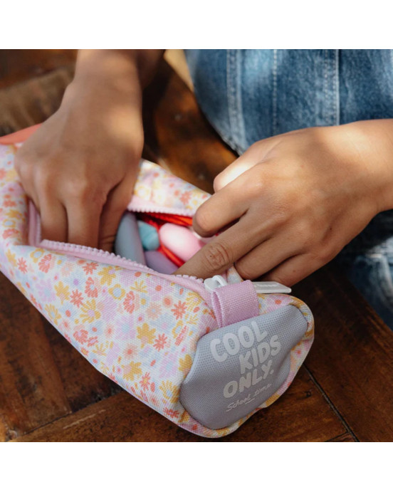 HELLO HOSSY. Κασετίνα Retro Flowers