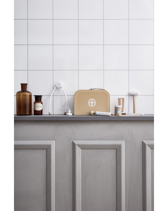 KIDS CONCEPT. Βαλιτσάκι γιατρού με ξύλινα όργανα (ώχρα)