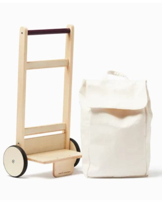 KIDS CONCEPT. Ξύλινo συρόμενο καρότσι για ψώνια KID'S HUB