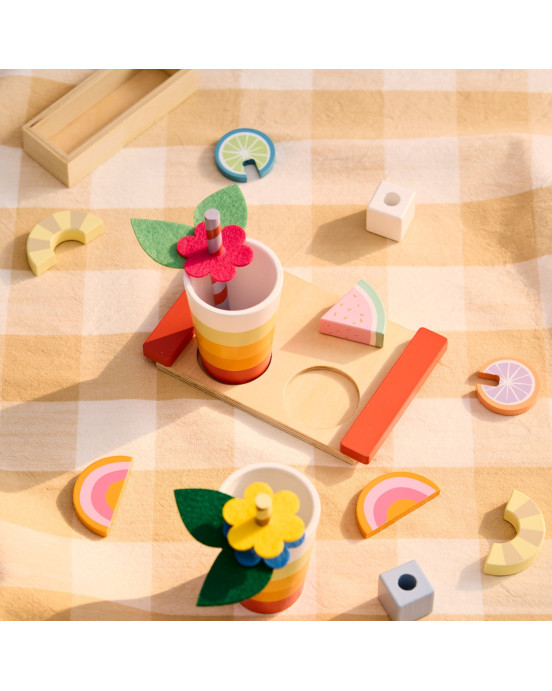 KIDS CONCEPT. Ξύλινο σετ παιχνιδιού με φρουτοποτά KID'S HUB