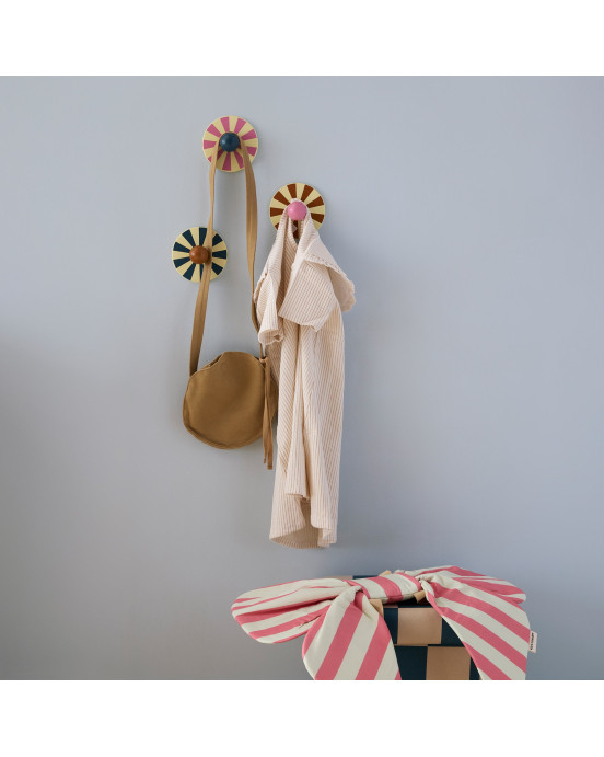 KIDS CONCEPT. Σετ 3 ξύλινες κρεμάστρες Circus