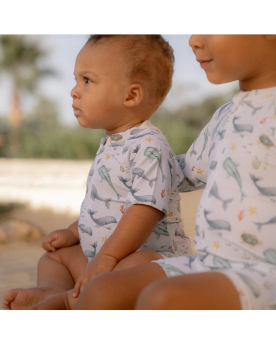 LITTLE DUTCH. Μπλουζάκι κοντομάνικο με προστασία UV Ocean Multi-colour - Νο 62/68