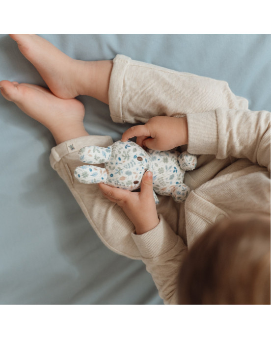 LITTLE DUTCH. Υφασμάτινο κουκλάκι Miffy Lucky Leaves all over 15εκ. GRS