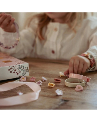 LITTLE DUTCH. Ημερολόγιο αντίστροφης μέτρησης Χριστουγέννων με δωράκια