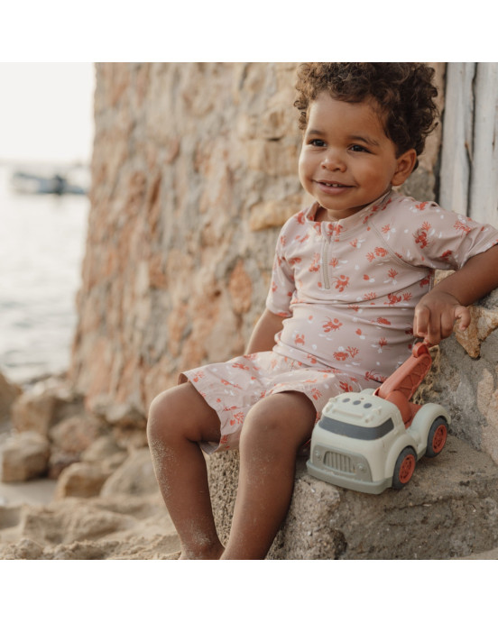 LITTLE DUTCH. Φορτηγάκι με ρυμουλκό Fresh Greens 17 εκ.