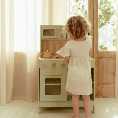LITTLE DUTCH. Ξύλινη κουζίνα με αξεσουάρ παιχνιδιού Μέντα FSC