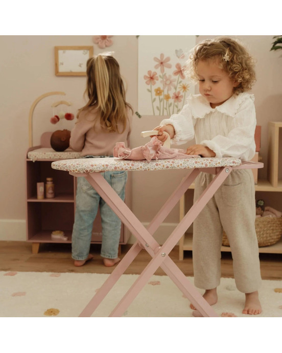 LITTLE DUTCH. Ξύλινη σιδερώστρα FSC