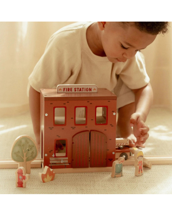 LITTLE DUTCH. Ξύλινος σταθμός πυροσβεστικής FSC