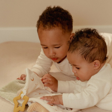 LITTLE DUTCH. Υφασμάτινο βιβλιαράκι δραστηριοτήτων Newborn Naturals GRS