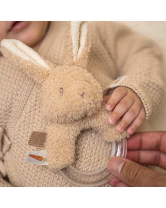 LITTLE DUTCH. Υφασμάτινη κουδουνίστρα κουνελάκι με κρίκο Baby Bunny
