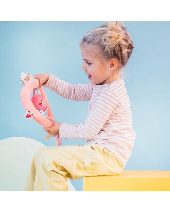 LILLIPUTIENS. Η Stella στο τιμόνι