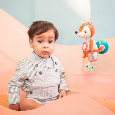 LILLIPUTIENS. Υφασμάτινο κουκλάκι δραστηριοτήτων με βεντούζα Alice