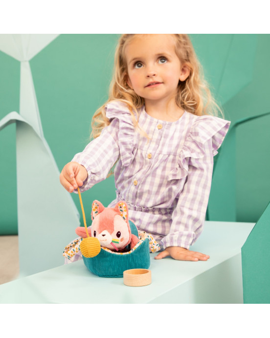 LILLIPUTIENS. Υφασμάτινη γατούλα με καλάθι Jeanne