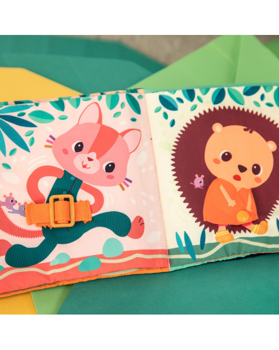 LILLIPUTIENS. Υφασμάτινο βιβλιαράκι δραστηριοτήτων Jules - Μαθαίνω να ντύνομαι