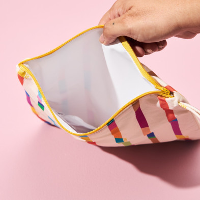 MOOUI. Τσάντα για άπλυτα - Coloring Pencils