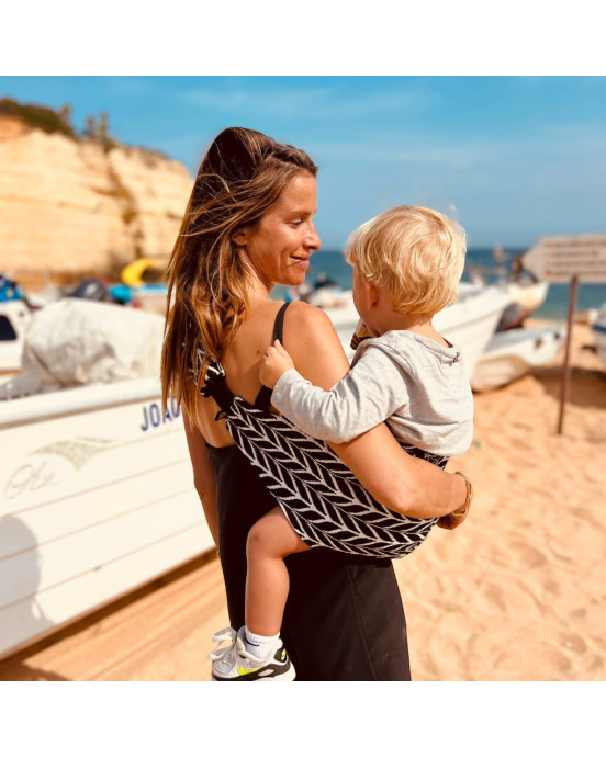 WILDRIDE. Μάρσιπος αγκαλιάς για νήπια Feathers